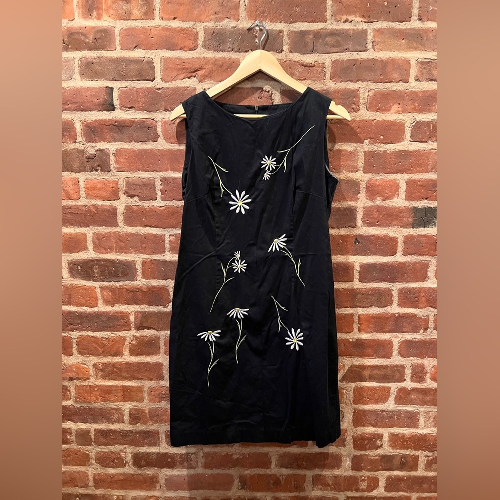 Vintage Y2K embroidered dress